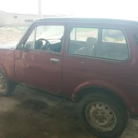 Lada Niva 1981