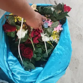 şt güller bezeg ucin