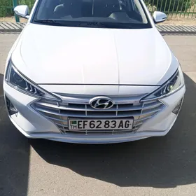Hyundai Elantra 2019