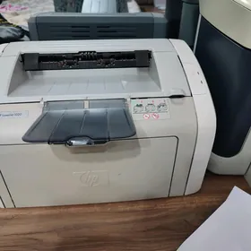 Принтер HP LaserJet 1020