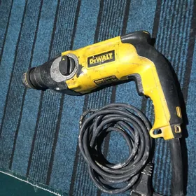 Perferator DEWALT