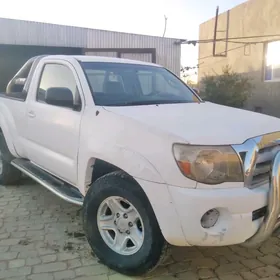 Toyota Tacoma 2010