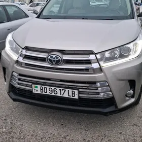 Toyota Highlander 2016