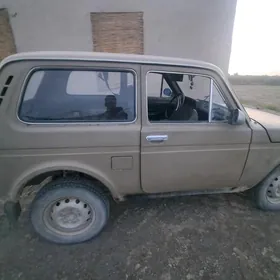 Lada Niva 1989