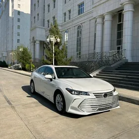 Toyota Avalon 2019