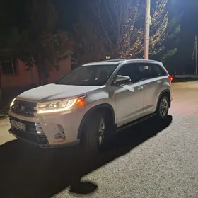 Toyota Highlander 2017