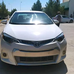 Toyota Corolla 2015