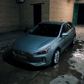 Hyundai Elantra 2020