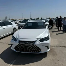 Lexus ES 350 2023
