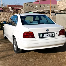 BMW E39 1999