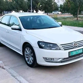 Volkswagen Passat 2013