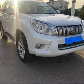 Toyota Land Cruiser Prado 2012