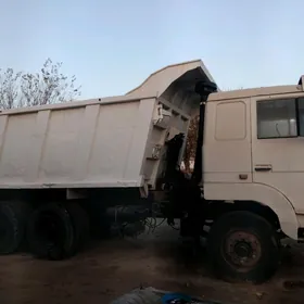Man L2000 1985