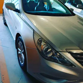 Hyundai Sonata 2011