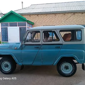 UAZ 469 1998