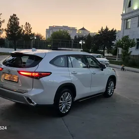 Toyota Highlander 2020
