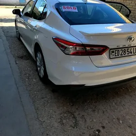 Toyota Camry 2020