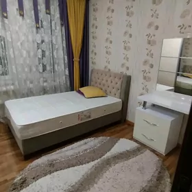 Мир 5 3 комнатная 9 этаж