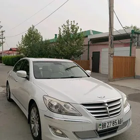 Hyundai Genesis 2012