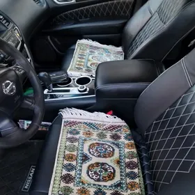 Nissan Pathfinder 2013