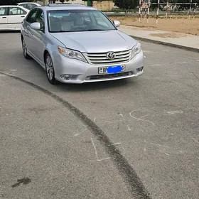 Toyota Avalon 2011