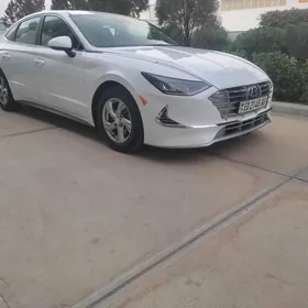 Hyundai Sonata 2021