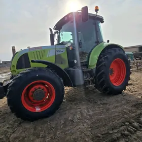 John Deere 2012