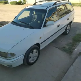 Opel Astra 1996