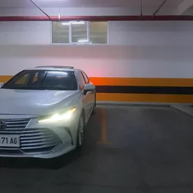 Toyota Avalon 2022