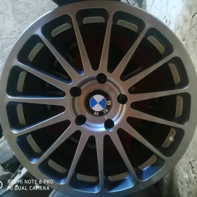 BMW diska r17