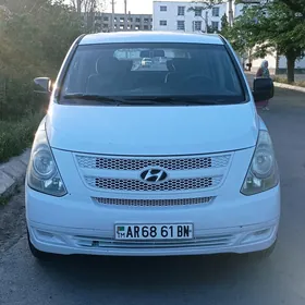 Hyundai H-1 2008