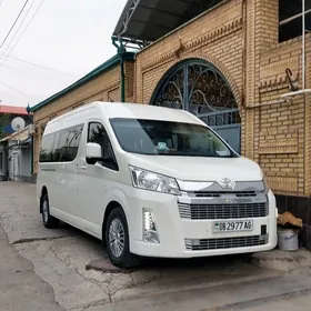 Tayota Hiace Hyzmatlary