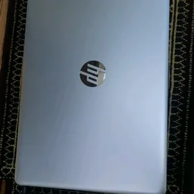 Noutbuk HP