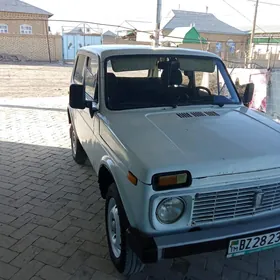 Lada Niva 1984