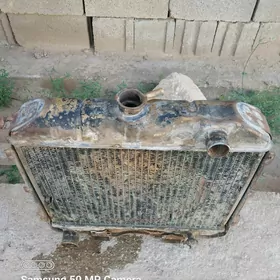 Radiyator Medni