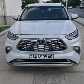 Toyota Highlander 2023