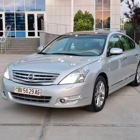 Nissan Teana 2010