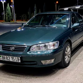 Toyota Camry 1999