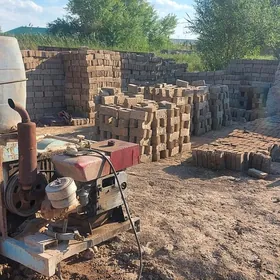 MTZ T-28 2008