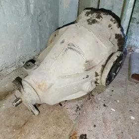 mercedes 210 kuzow reduktor