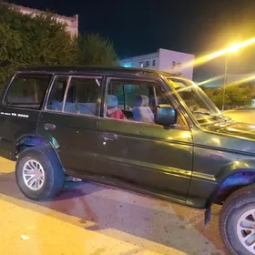 Mitsubishi Pajero 1996