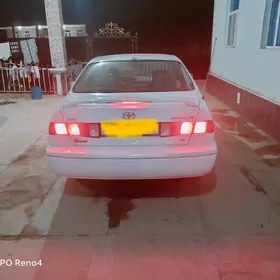 Toyota Camry 1998