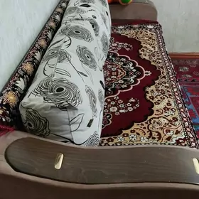 стол,кровати,стенка