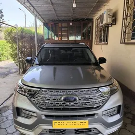 Ford Explorer 2021
