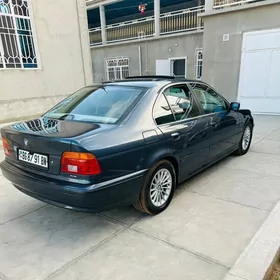 BMW E39 2003