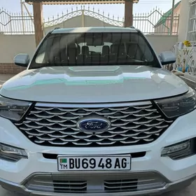 Ford Explorer 2022