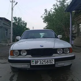 BMW 7 Series 1993