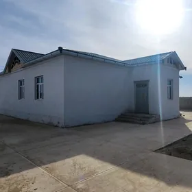 Satlyk jaý 30 ýyllyk kredit