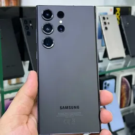 S23 Ultra 12/256GB