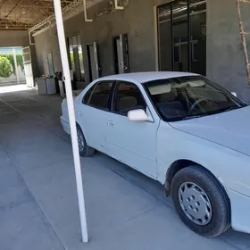 Toyota Camry 1993